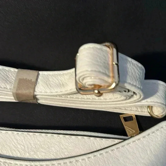 White Leather Handbag (NWOT) - Picture 11 of 11